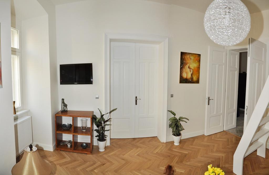 Luxury Apartment Novobranska Brno Exterior photo