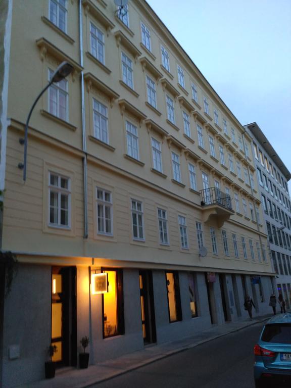 Luxury Apartment Novobranska Brno Exterior photo